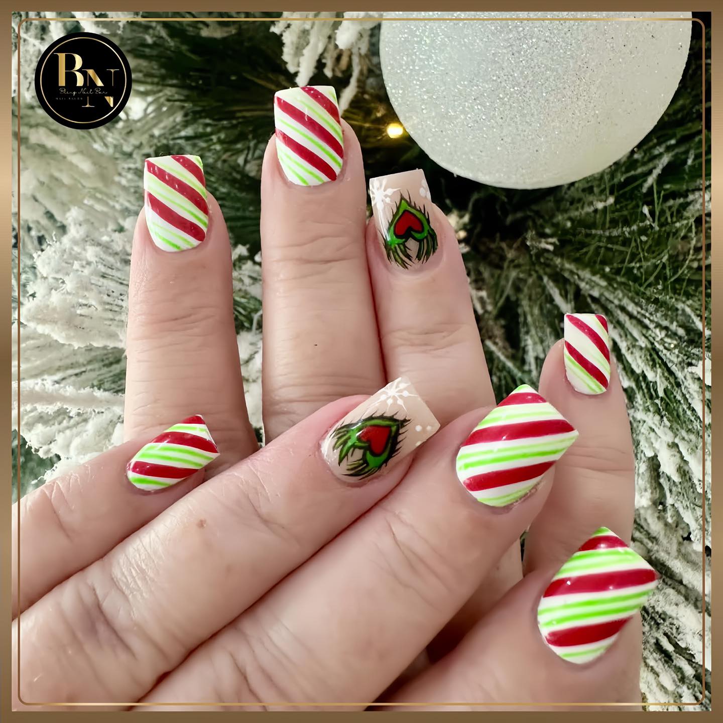 Bling Nail Bar 261225 (11)