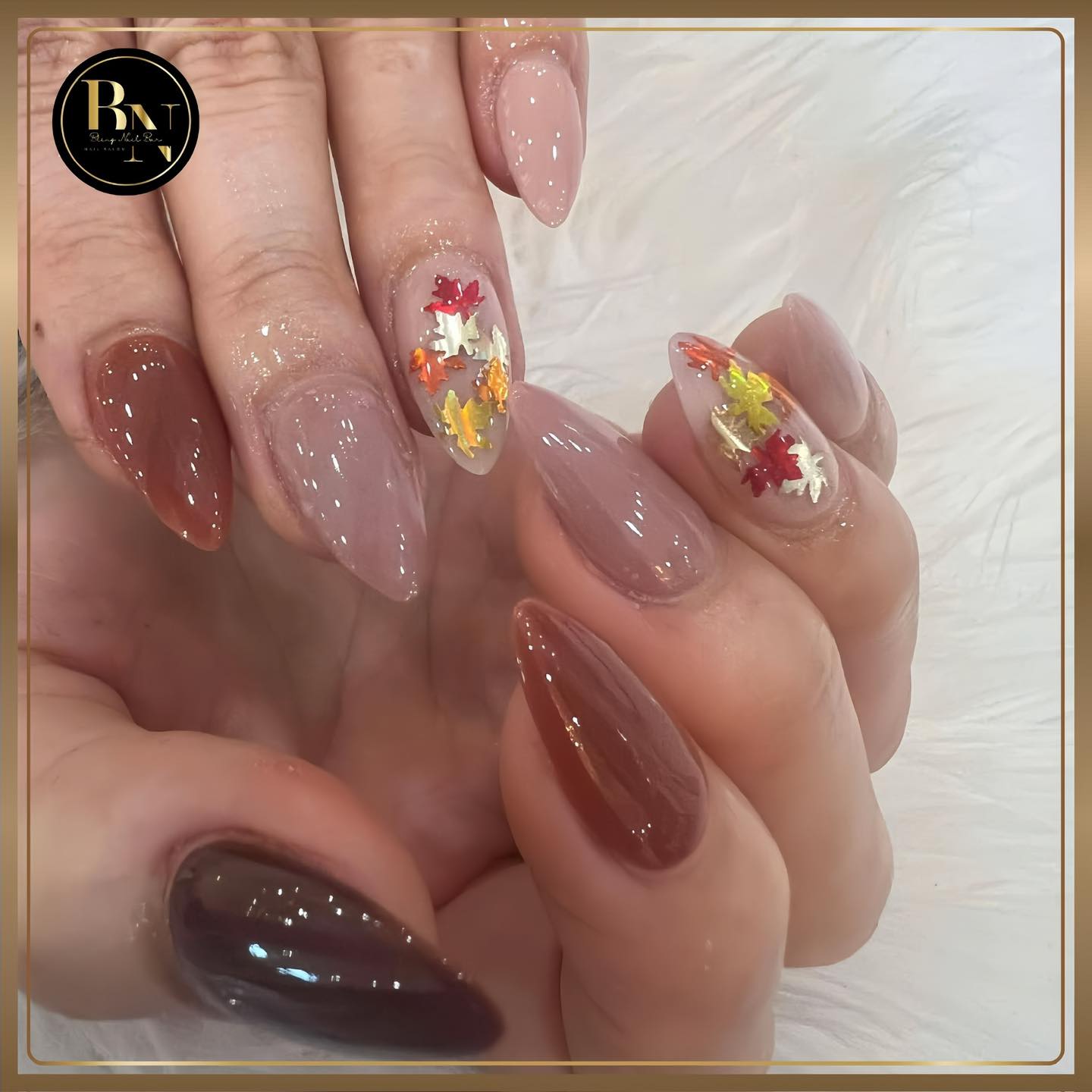 Bling Nail Bar 261225 (4)