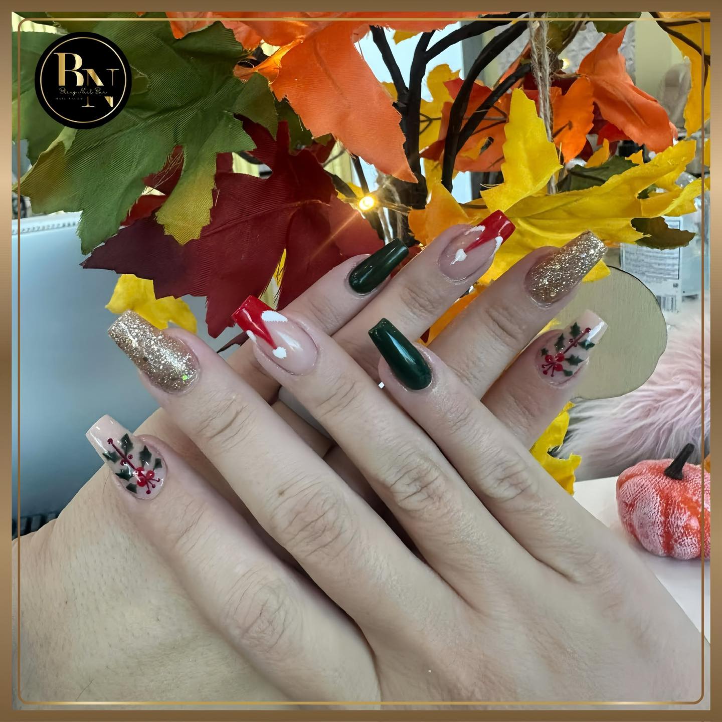 Bling Nail Bar 261225 (7)