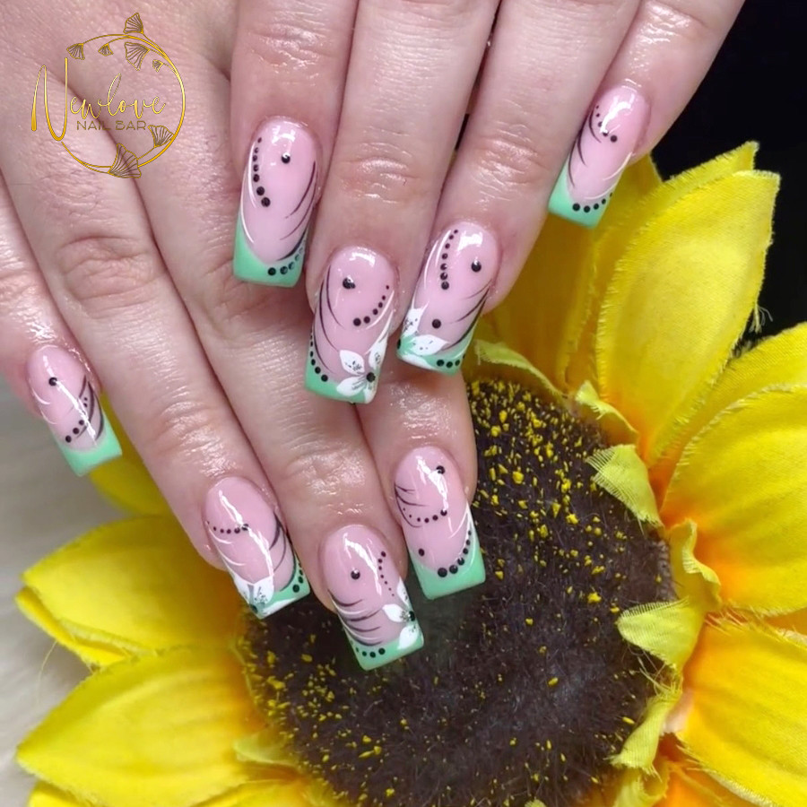 New Love Nail Bar  (4)