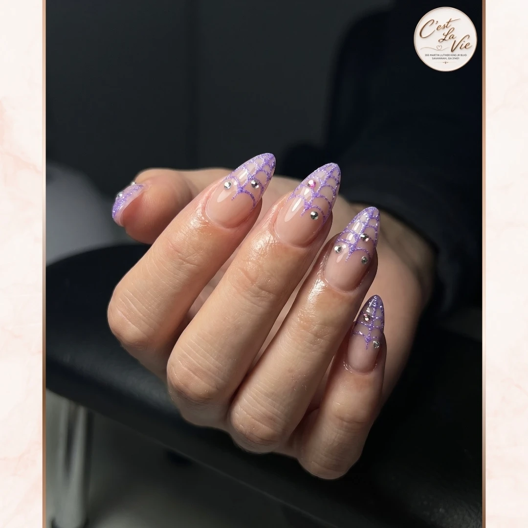 C'EST LA VIE NAILS LLC