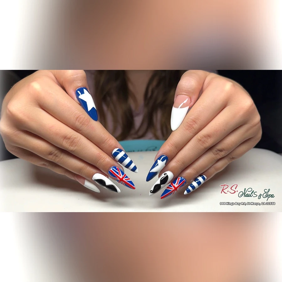 September nail trends and seasonal nail designs 