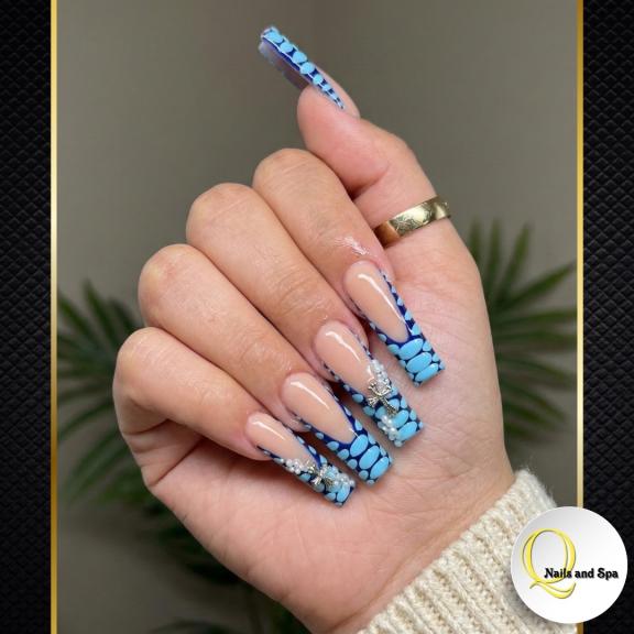 Q Nails and Spa