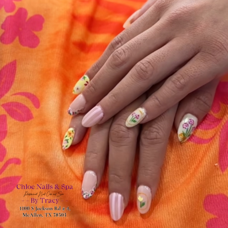 Chloe Nails & Spa (1)