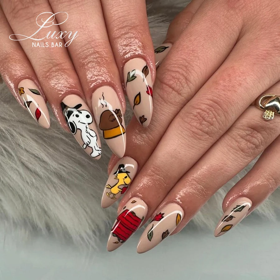 LUXY NAILS BAR
