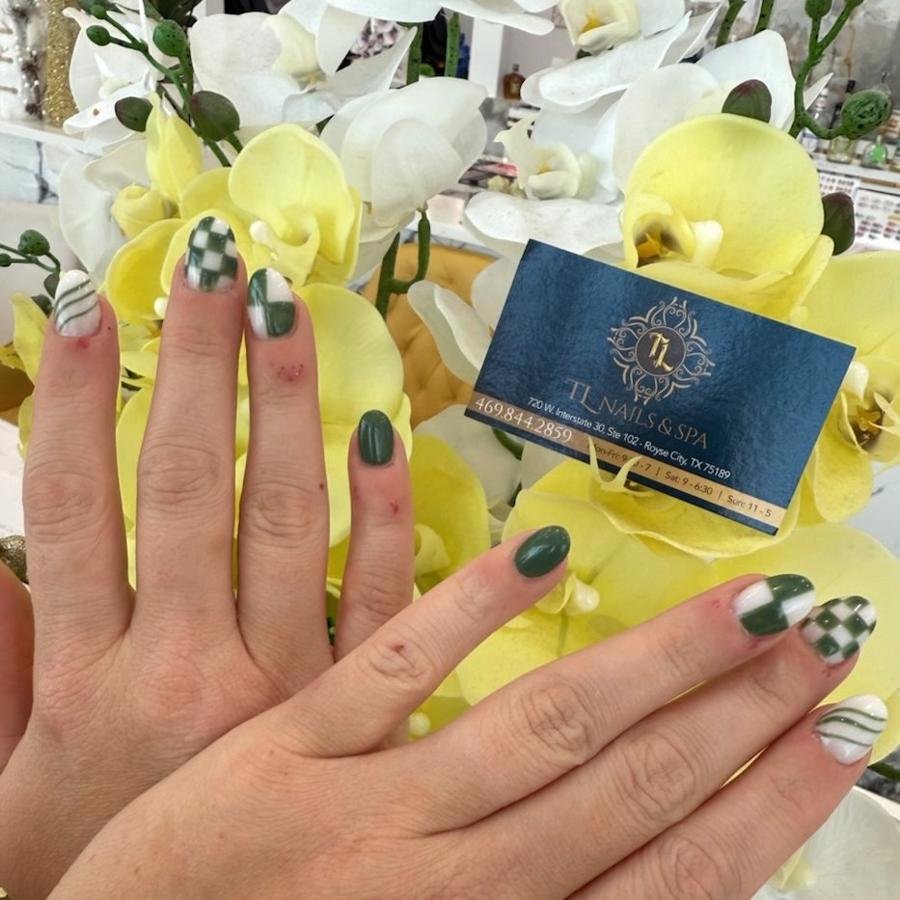 tl-nail-bar-aug-15