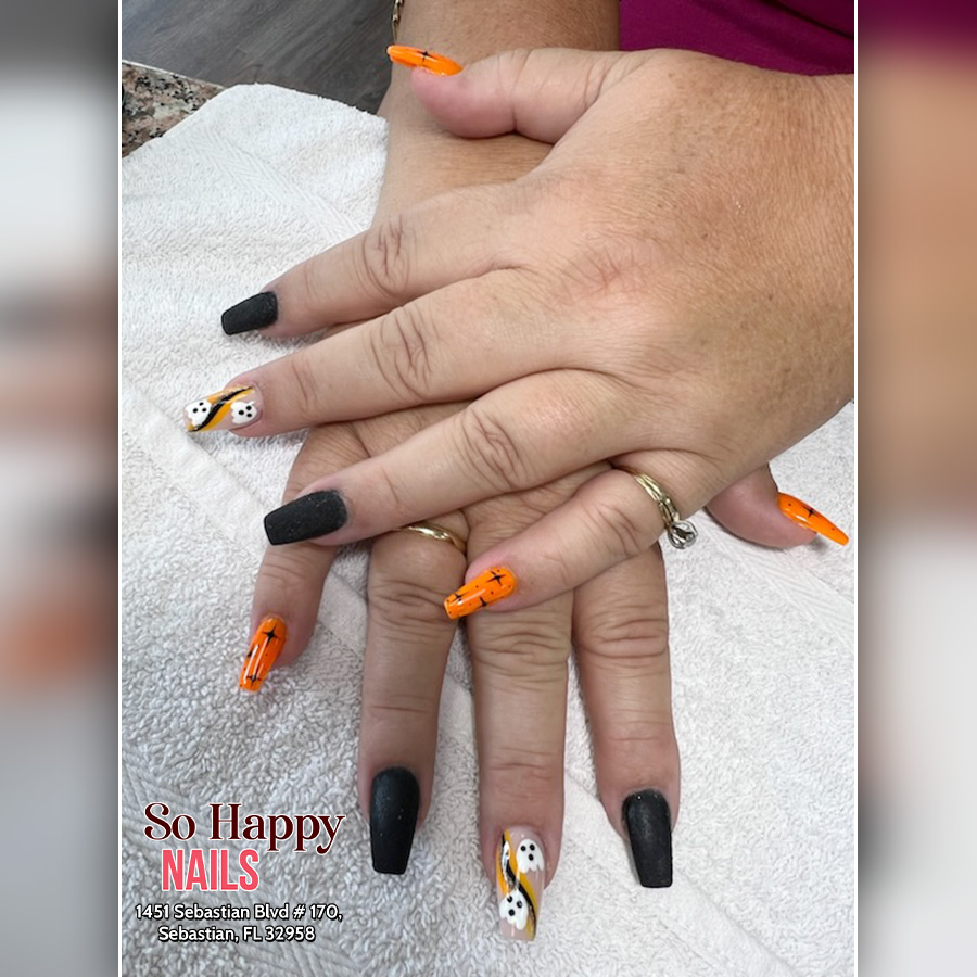 nail salon 32958