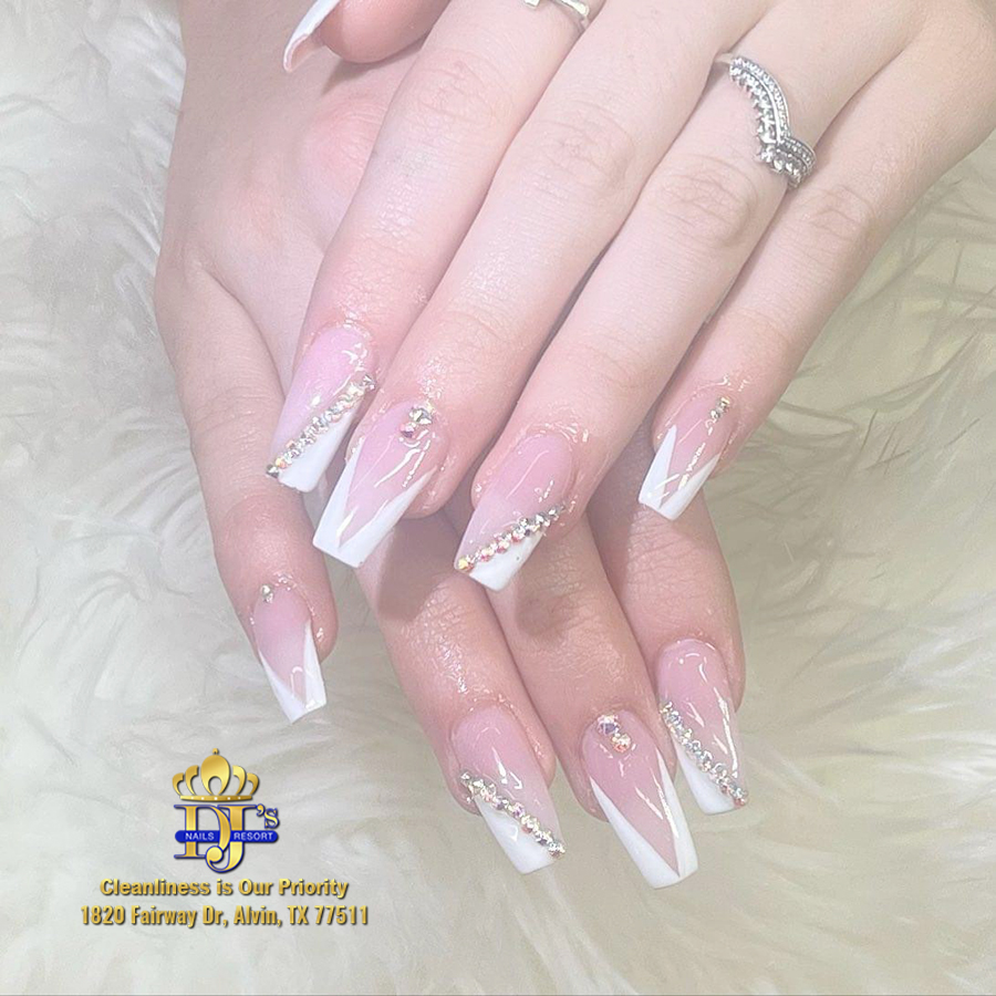 DJs-NAILS-RESORT-in-Alvin-TX-77511_2_5