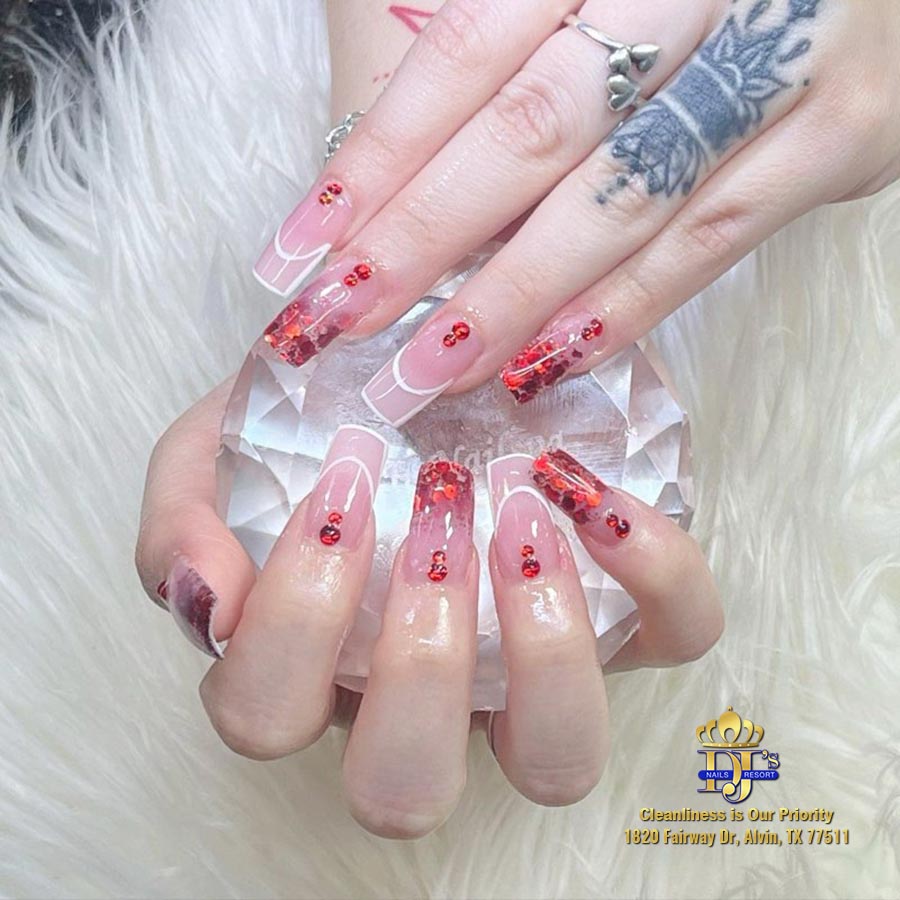 DJs-NAILS-RESORT-in-Alvin-TX-77511