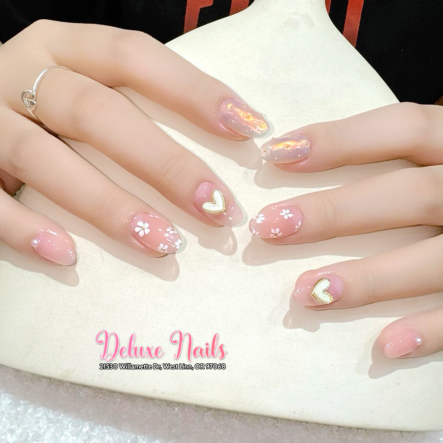 Deluxe Nails Salon In West Linn OR 97068_12_8