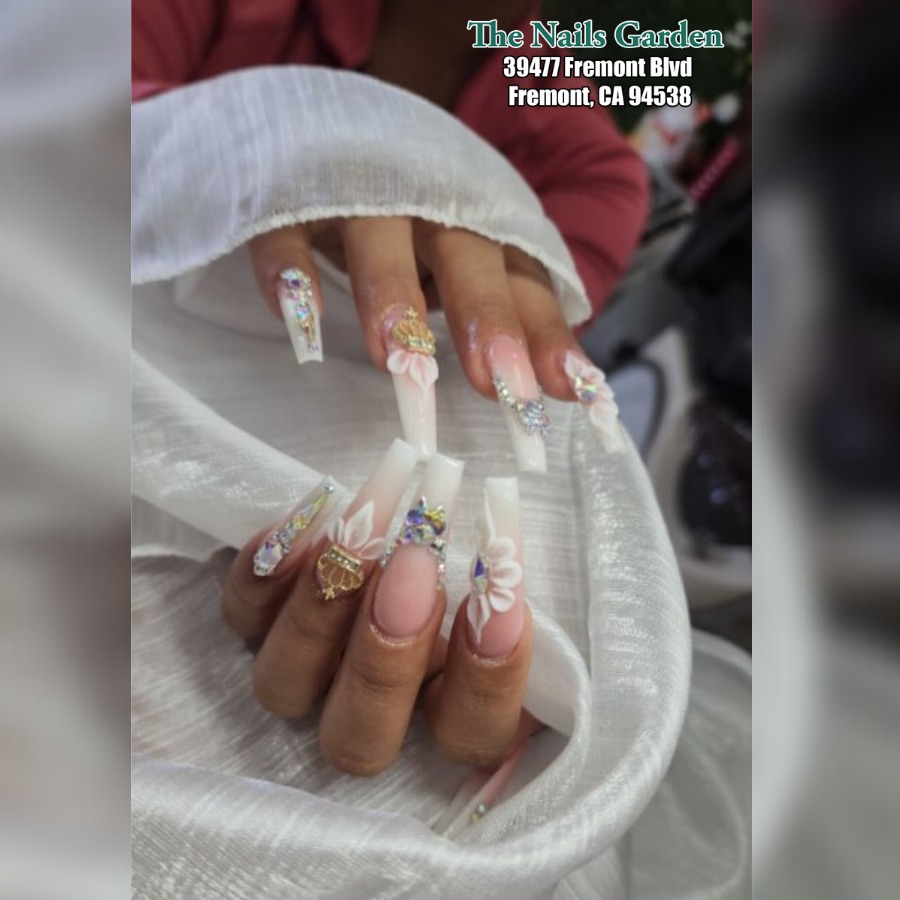 The Nails Garden (1)
