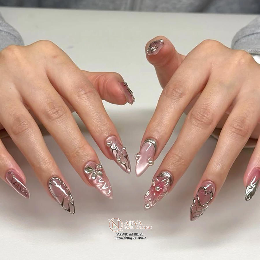 Trendy nail design