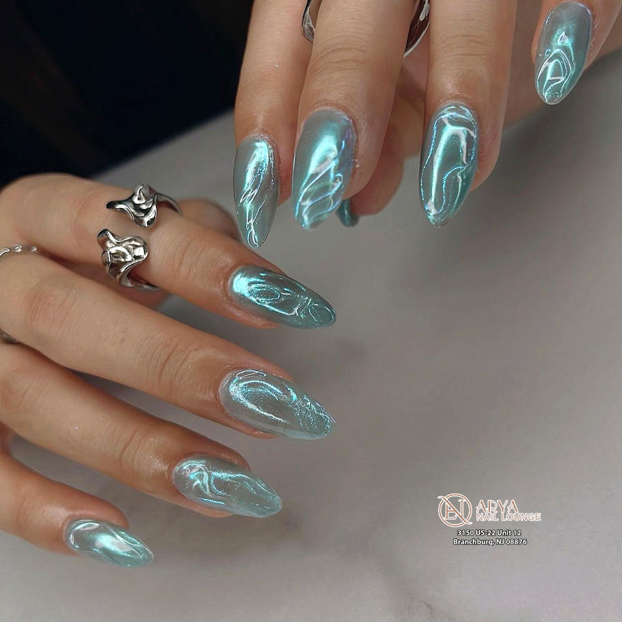 Trendy nail design