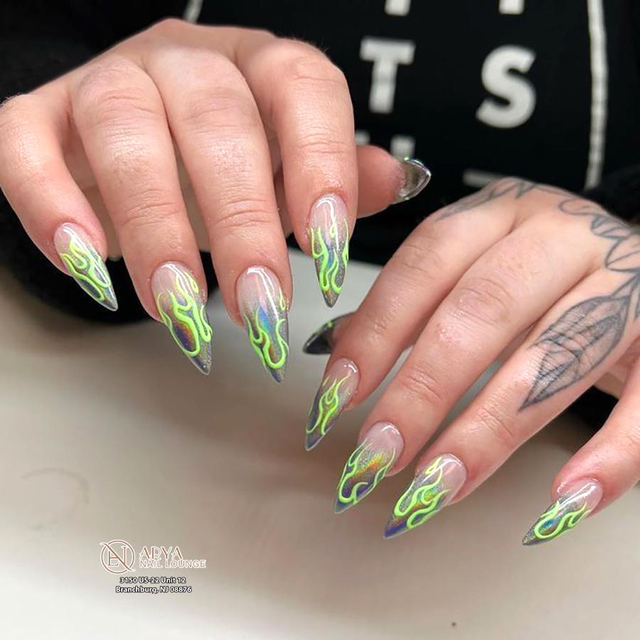 Trendy nail design