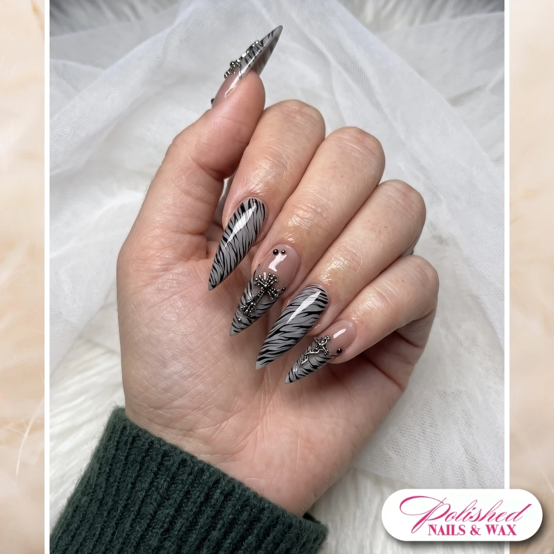 Polished Nails & Wax