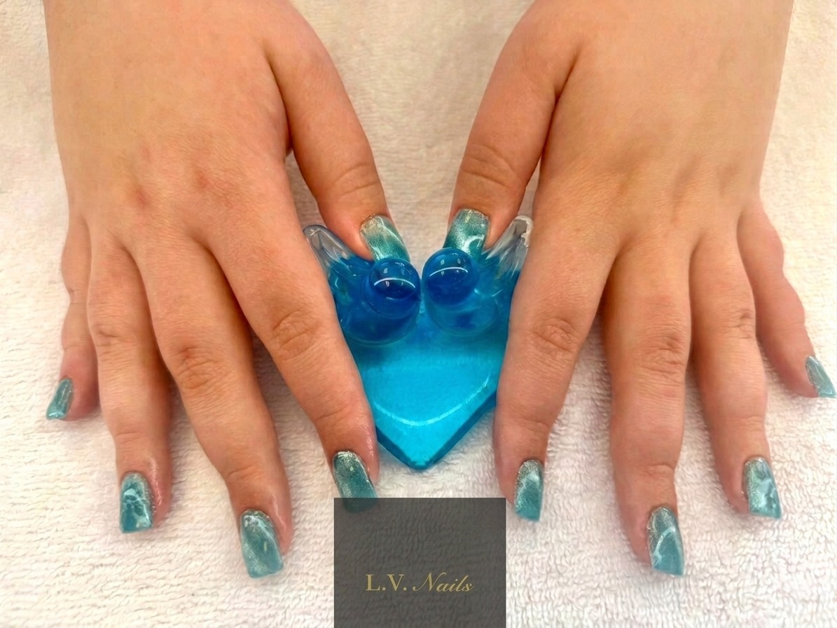 LV Nails