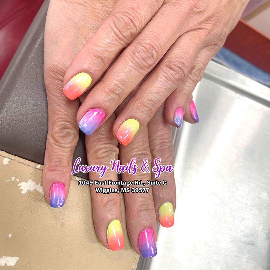Luxury-Nails-Spa-in-Wiggins-Mississippi-39577
