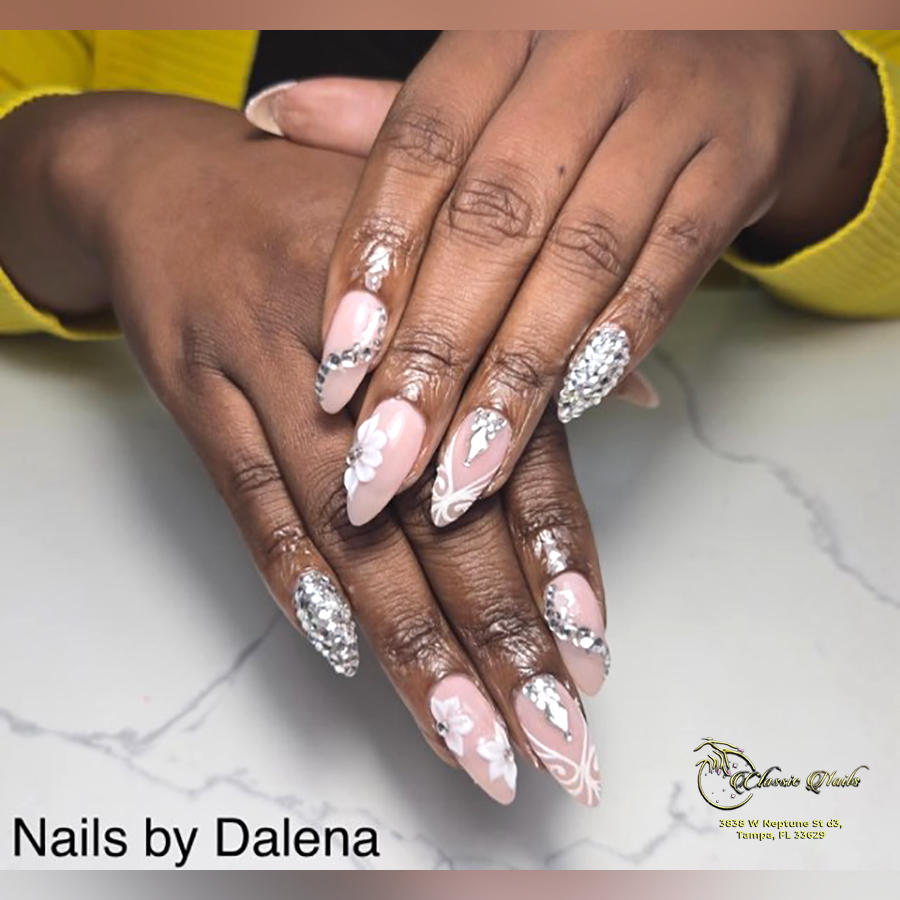 Trendy nail design