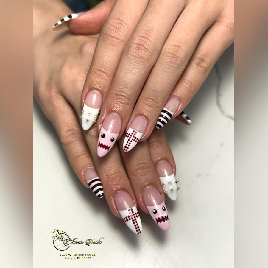 Trendy nail design