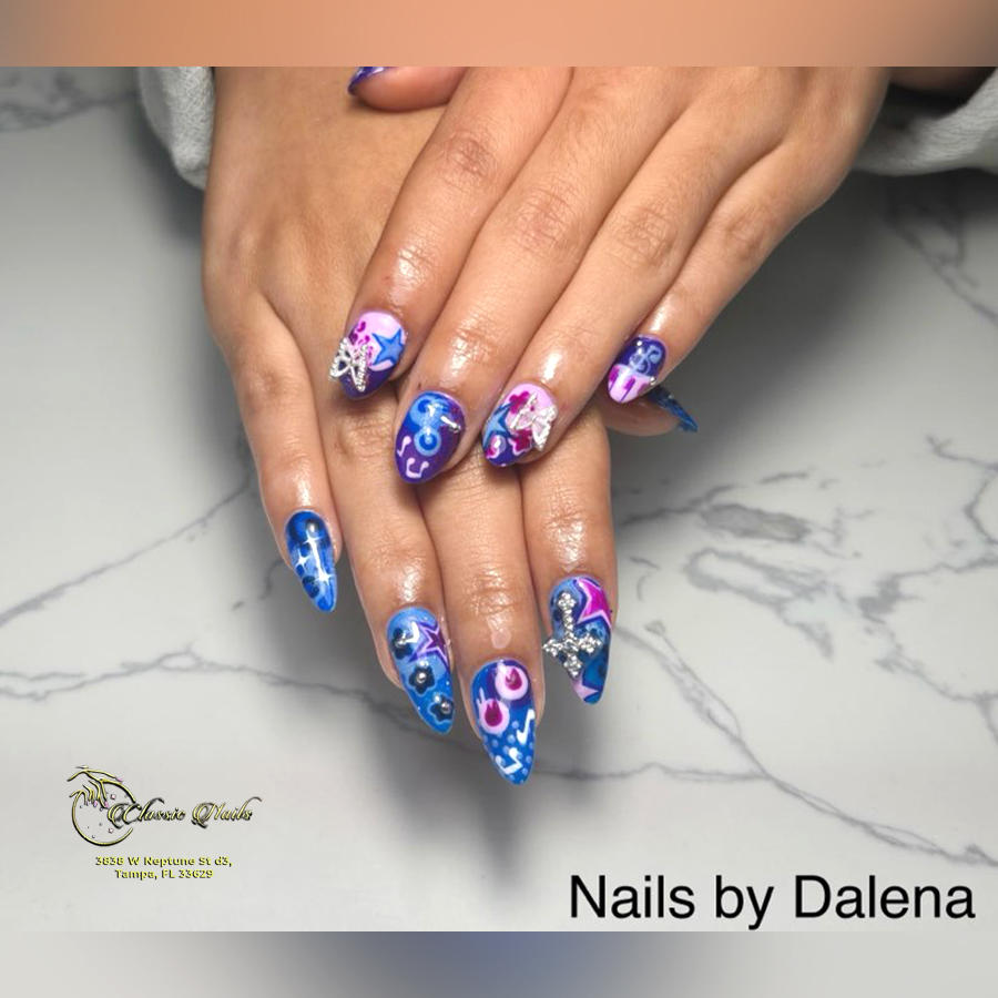 Trendy nail design
