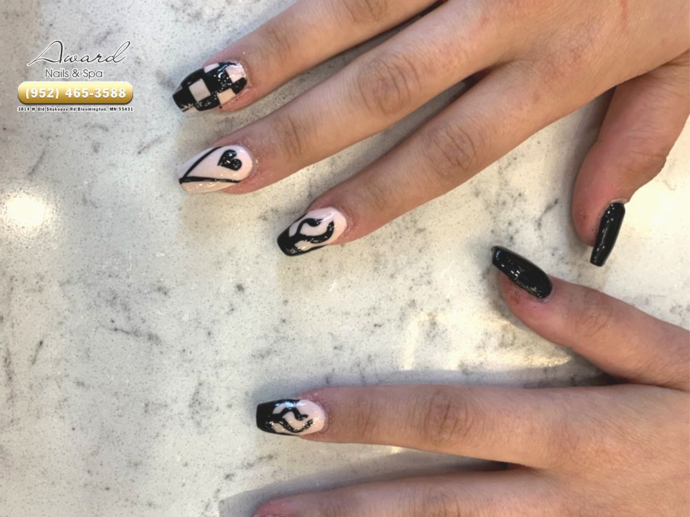 Nail salon Bloomington - Nail salon 55431 - Award Nails &amp; Spa