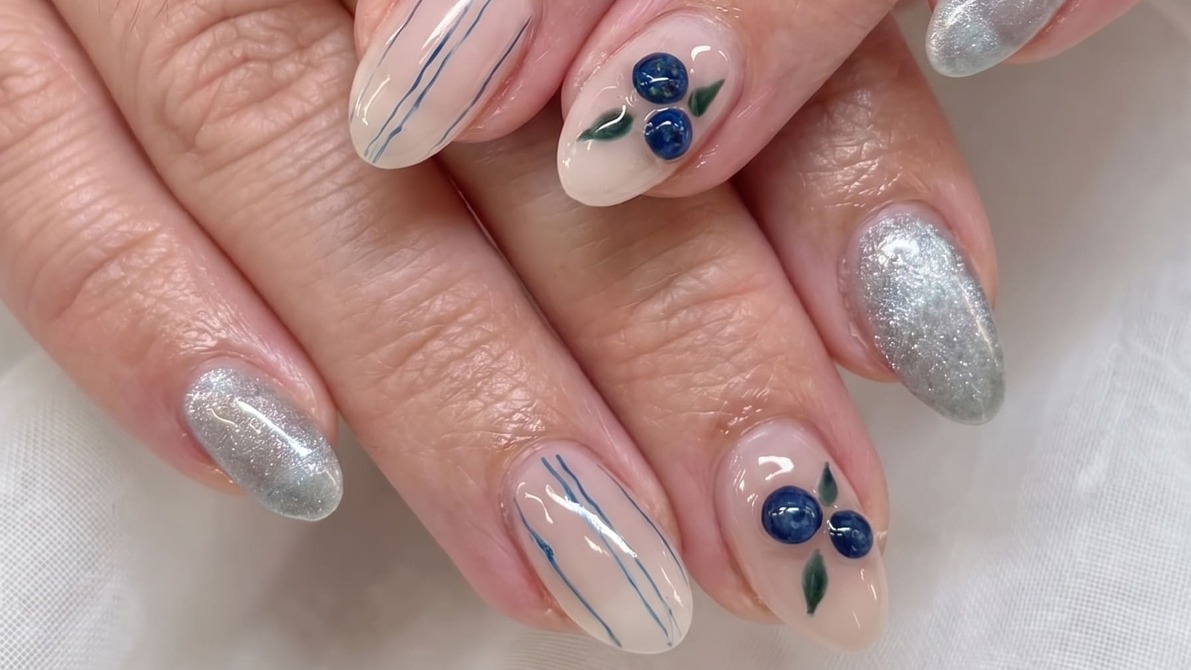 nails 4