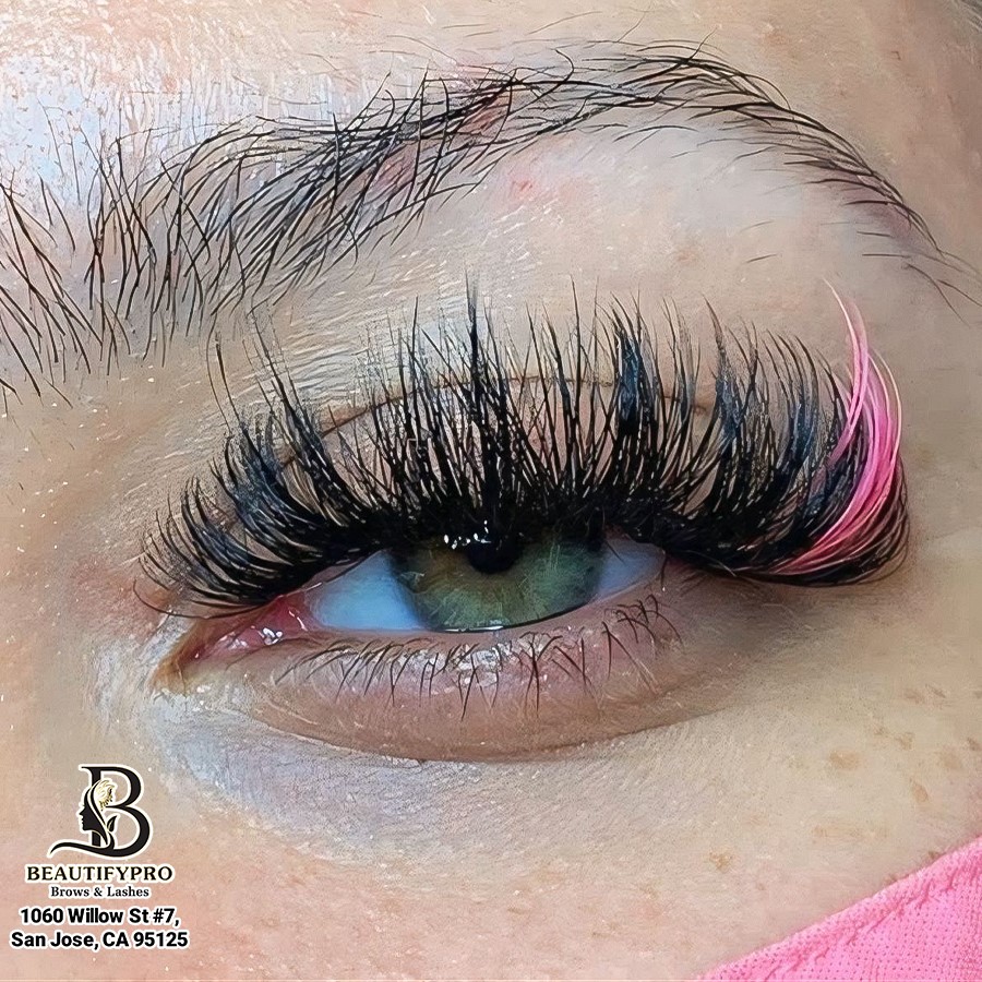 Color-Eyelash-Extensions_11