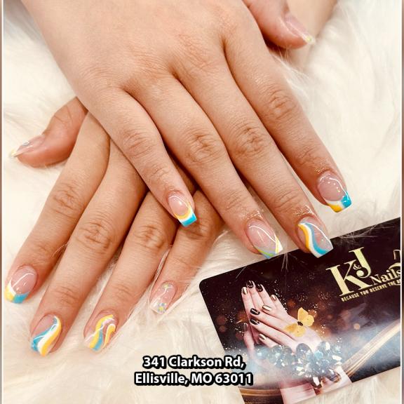 What are the reviews of the customers after using nail services at K & J Nails? | Ellisville, MO 63011