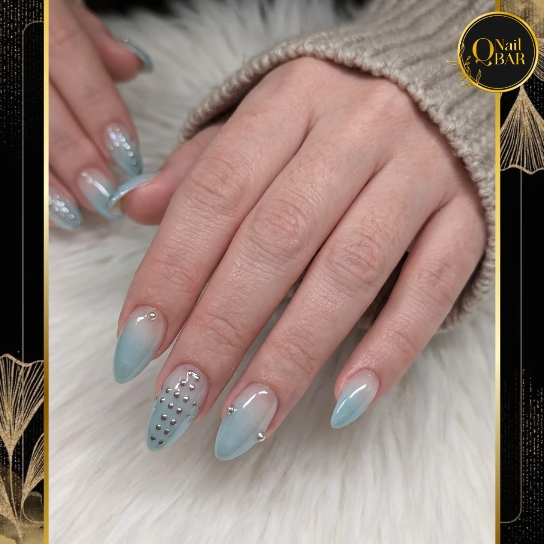  Q NAIL BAR