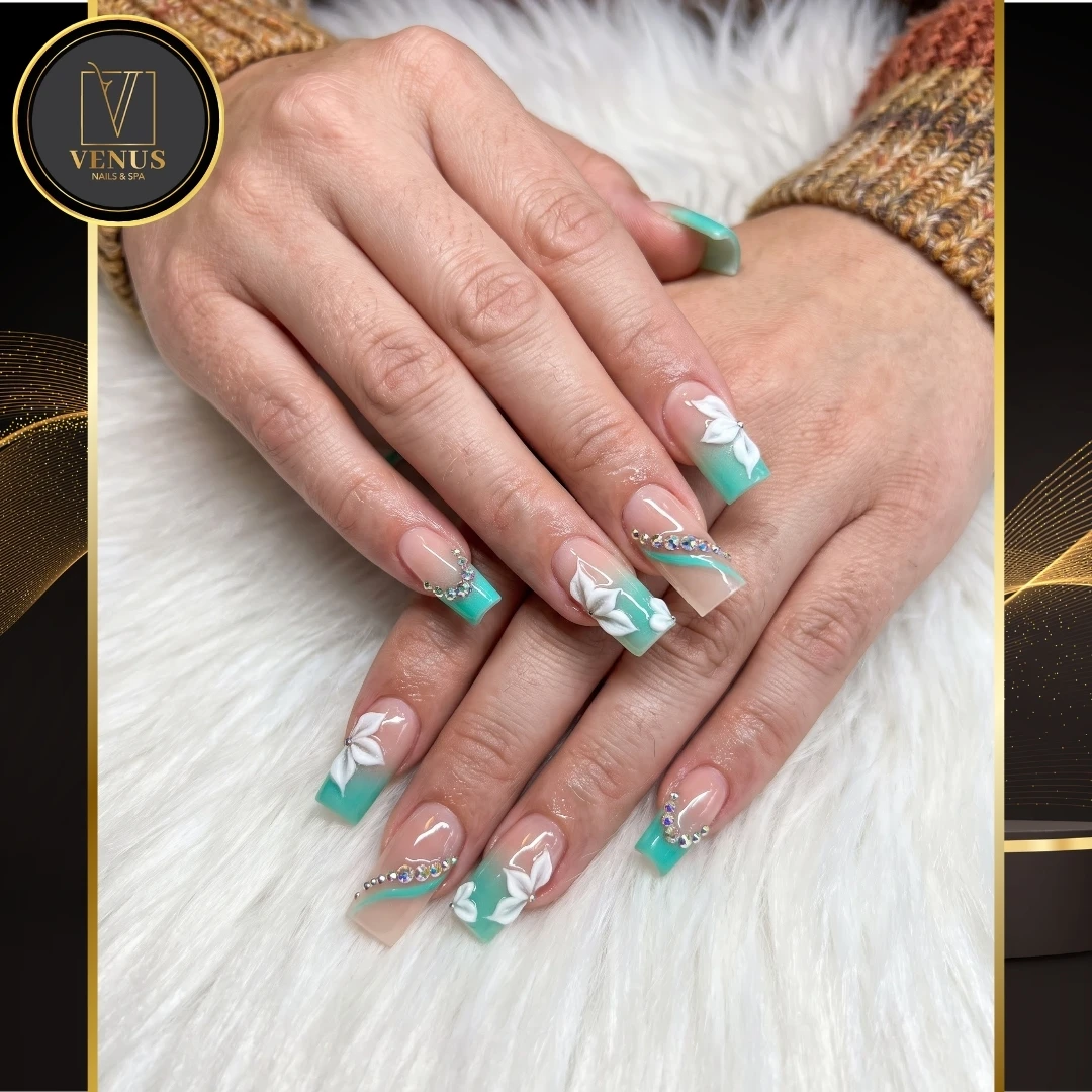 Venus nails & spa 