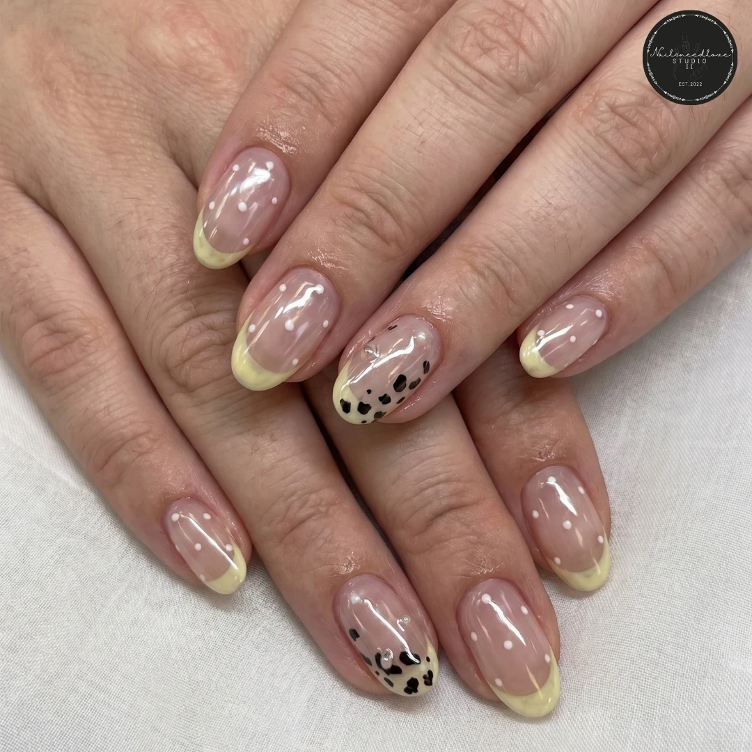 Nailsneedlove Studio II
