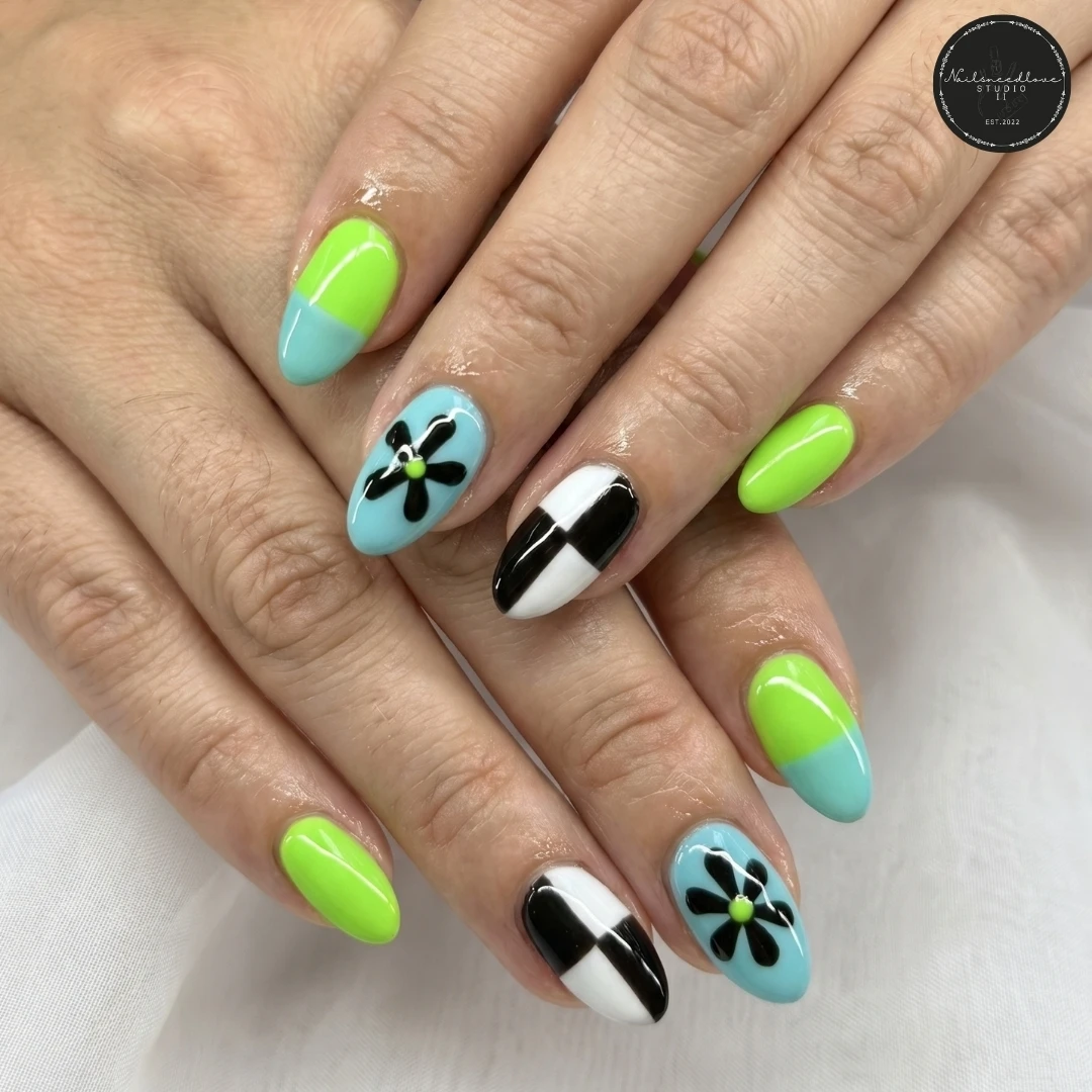 Nailsneedlove Studio II