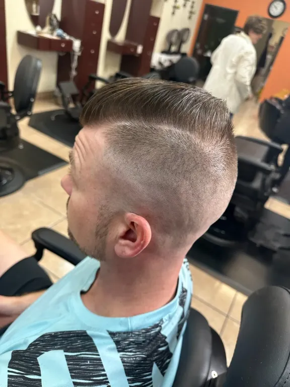 What are the reviews of the customers after using hair services at Jt's Chopshop Barber Shop? | local barbershop 76137