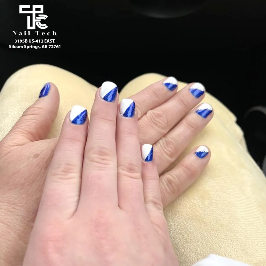 Nail-Tech-in-Siloam-Springs-Nails-salon-Arkansas-72761_3