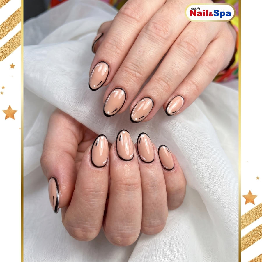 Trendy nail design