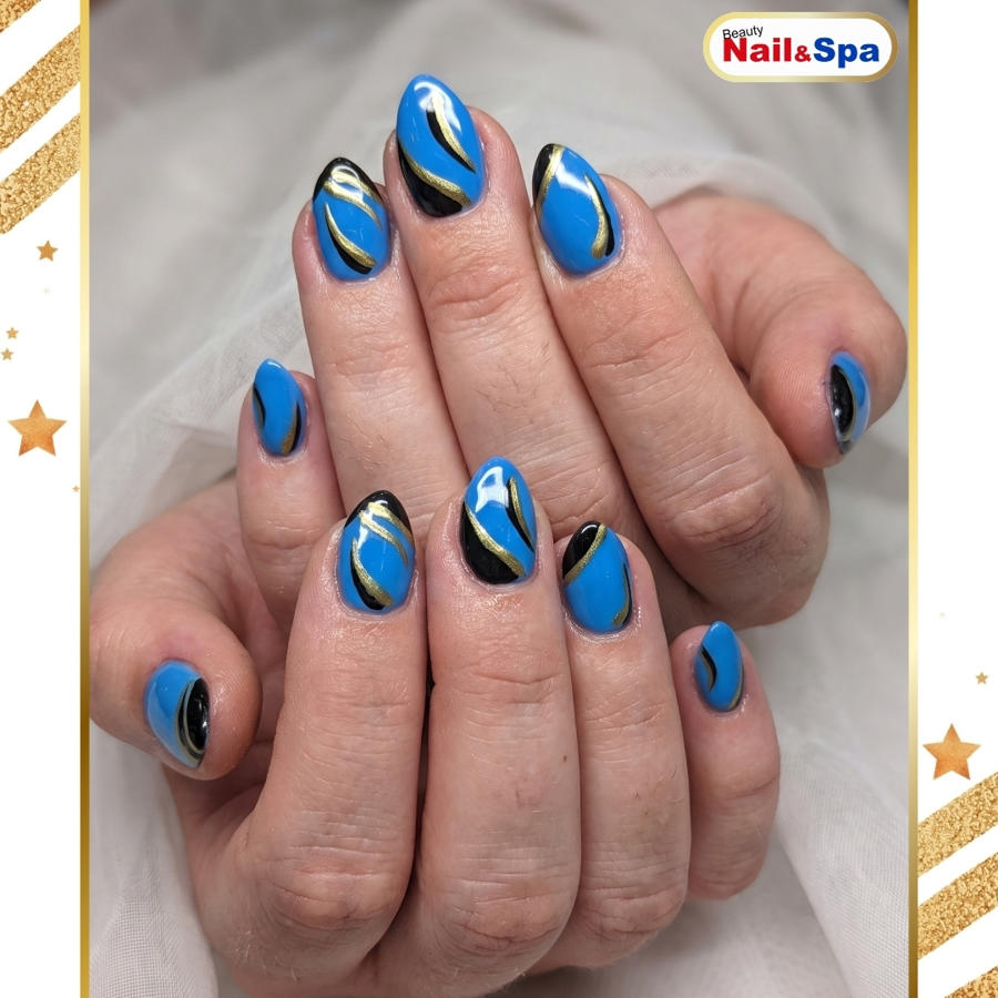Trendy nail design