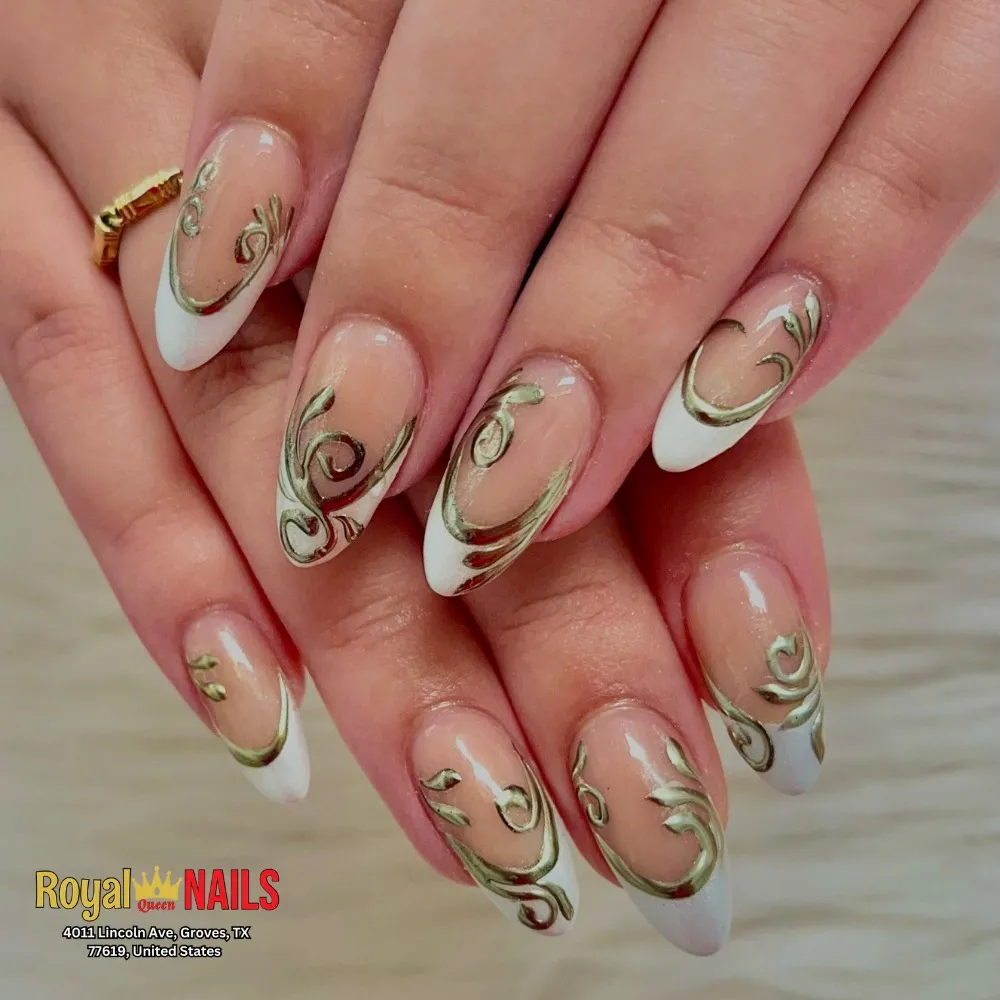 Royal Queen nail 060226 (1)