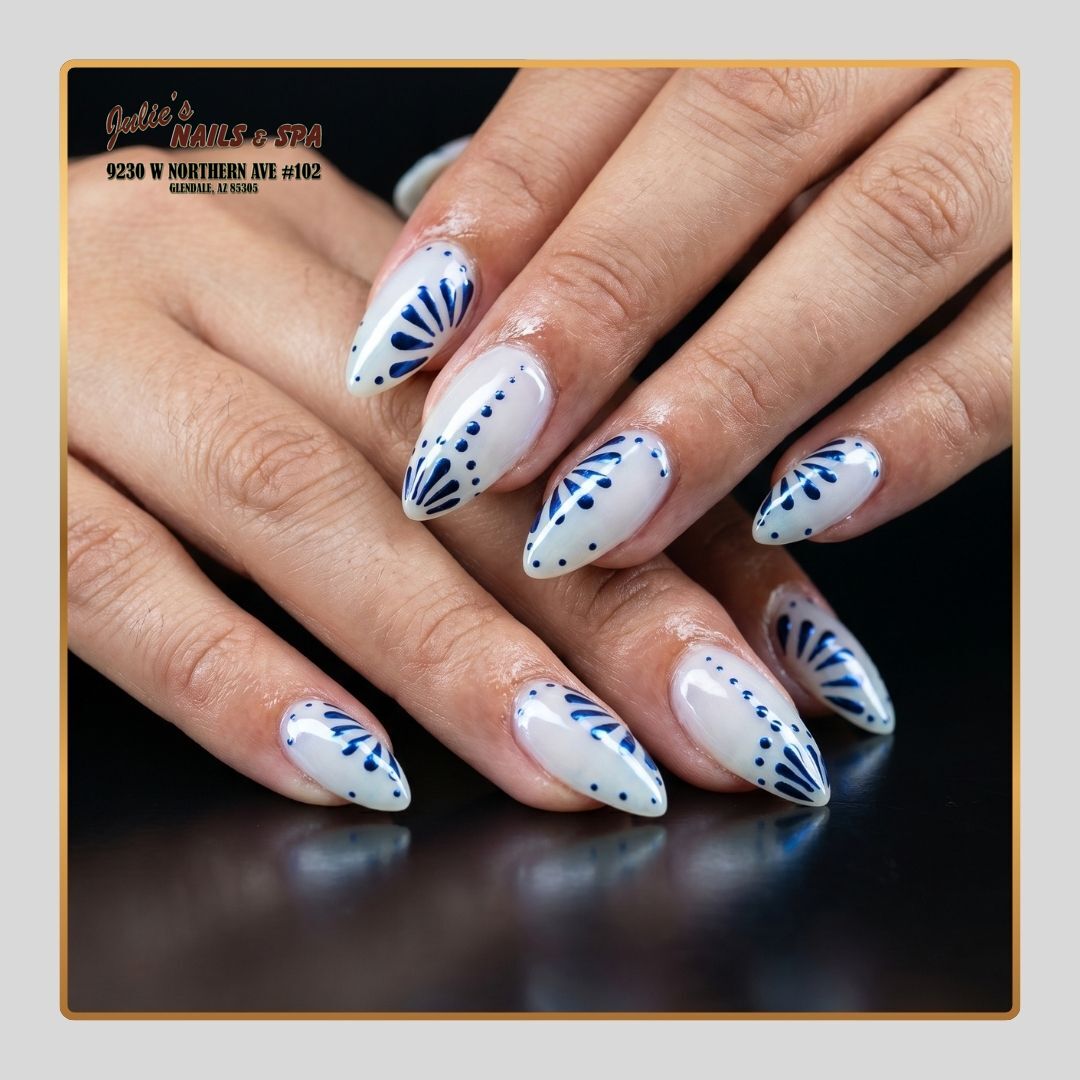 Julie's Nails & Spa