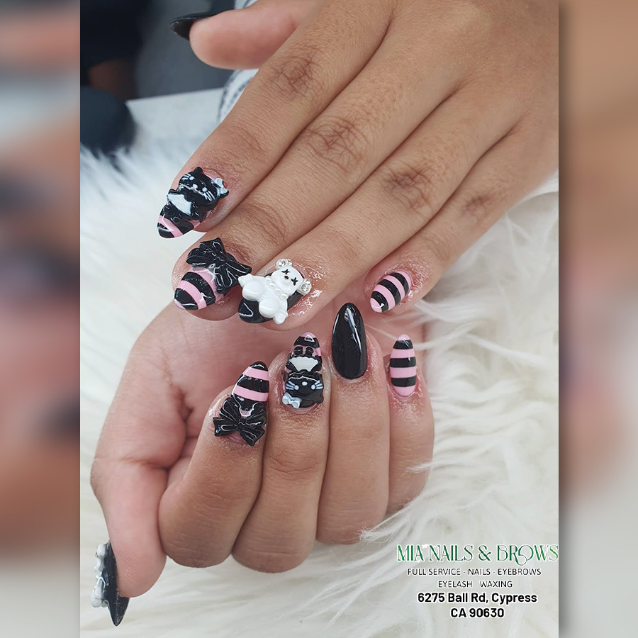 Mia Nails & Brows (10)