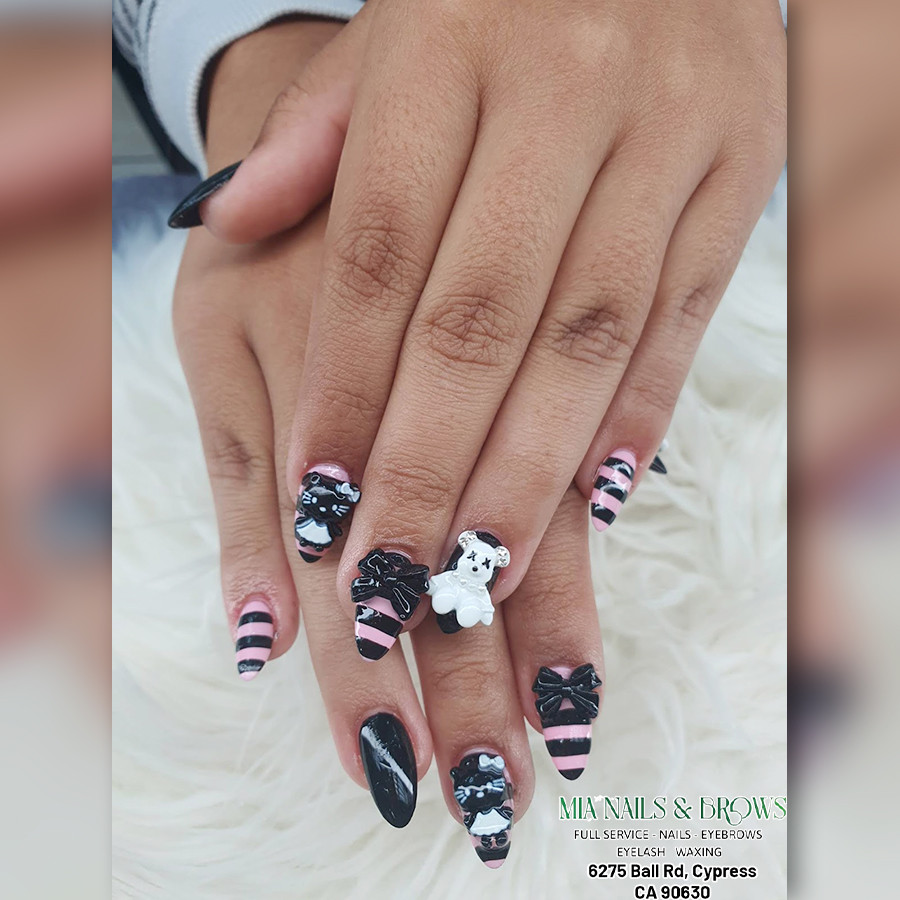 Mia Nails & Brows (7)