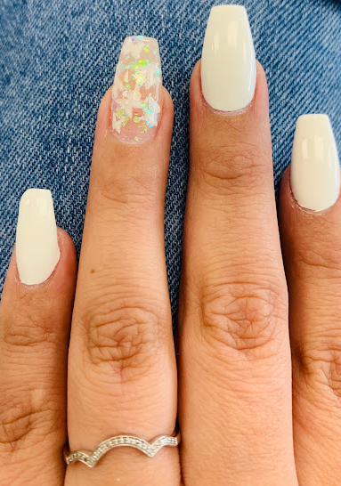  What are the reviews of the customers after using nail services at Happiness Nails & Spa? | Hanford, CA 93230