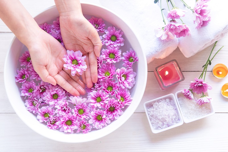 Lake Nails in Sun City, Menifee, CA 92584 | Newport Rd