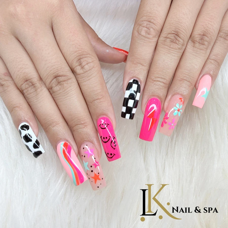 Trending August Nail Looks
