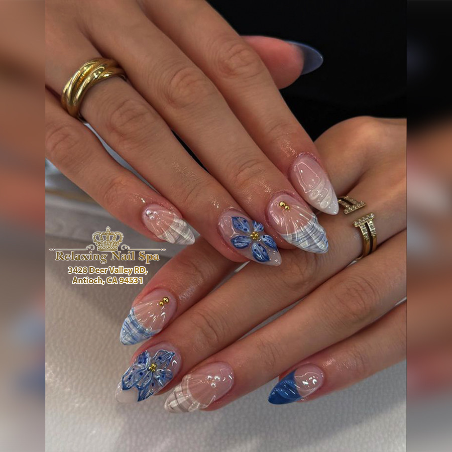 Relaxing Nail Spa (24)