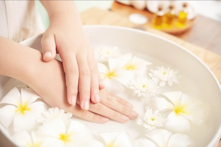 Spa Manicure