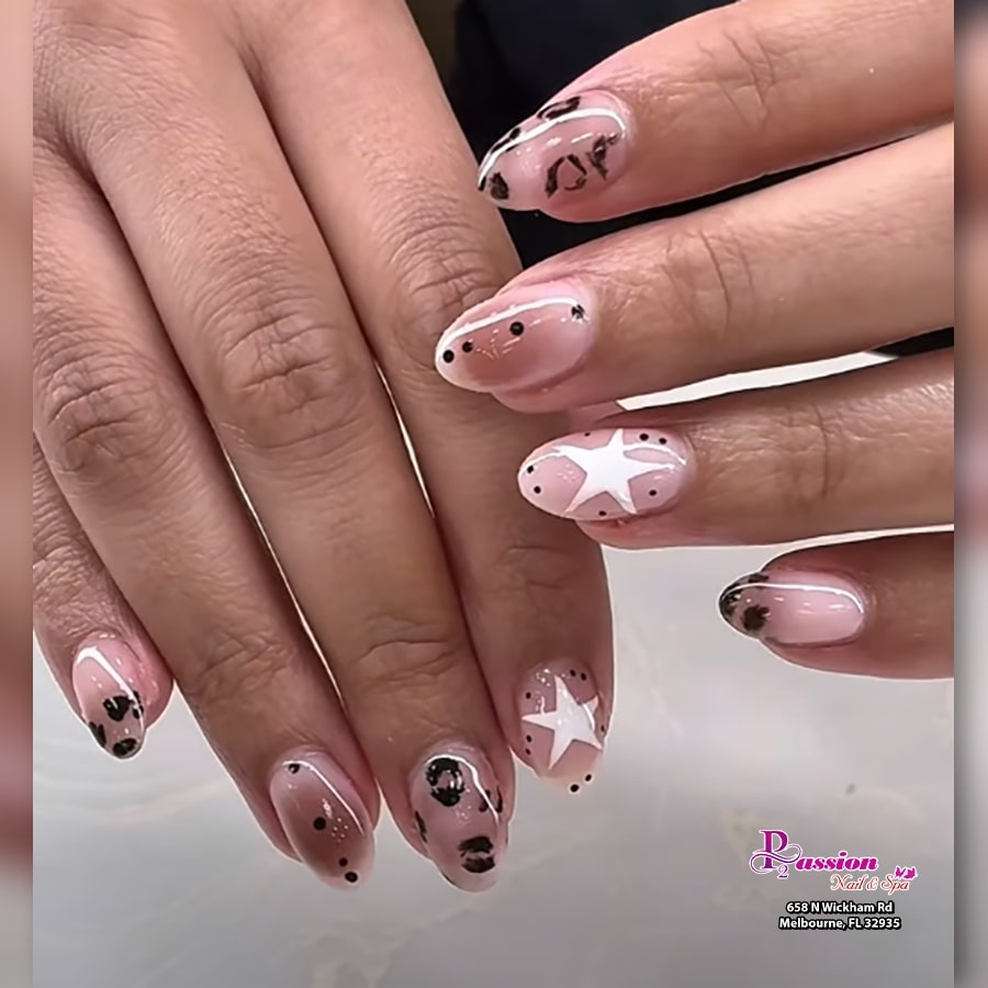 Trendy nail design