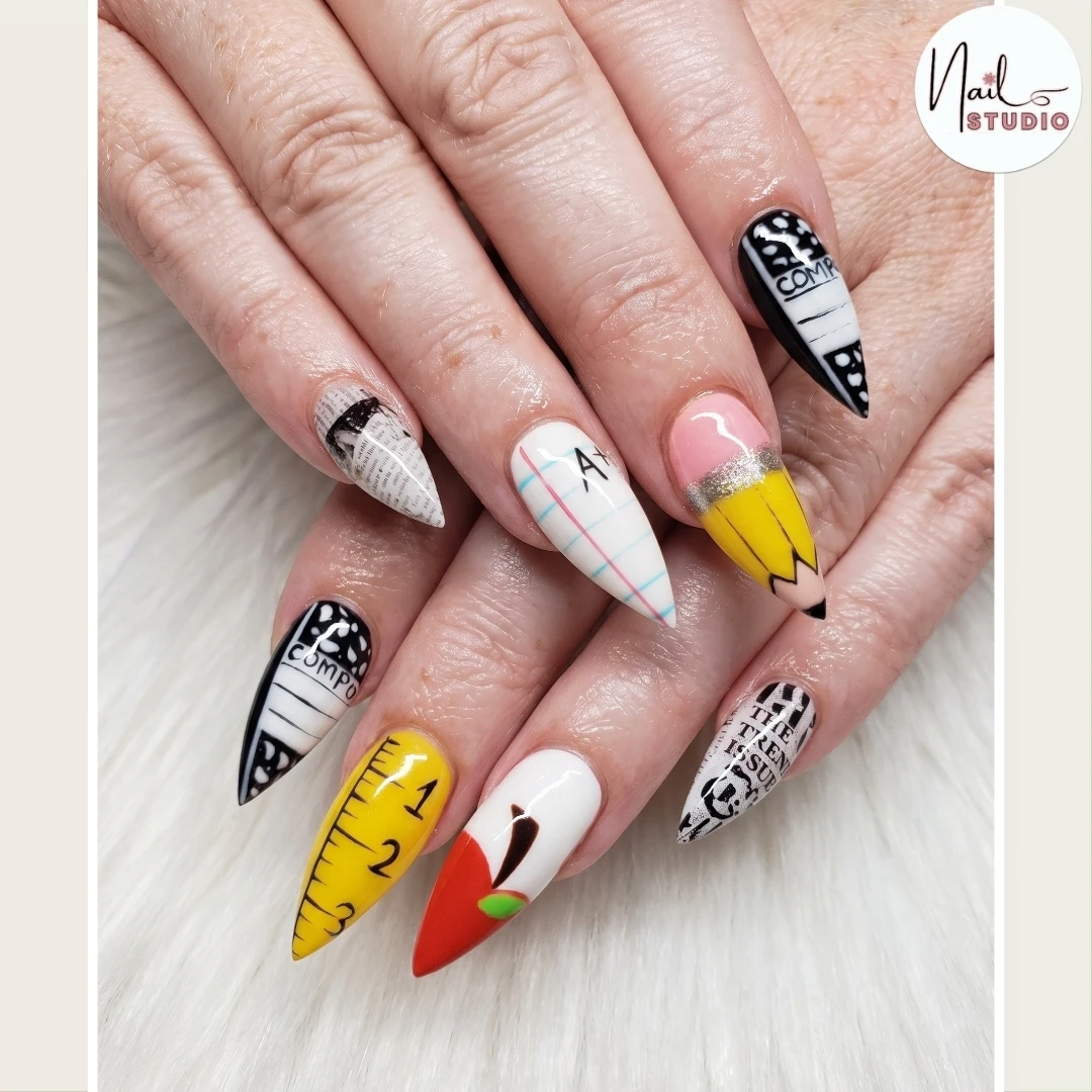 Nail Studio