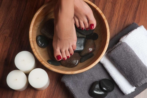 Caesar's Nails & Spa in Pembroke Pines, FL 33029 | 18271 Pines Blvd