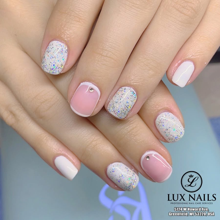 Lux Nails