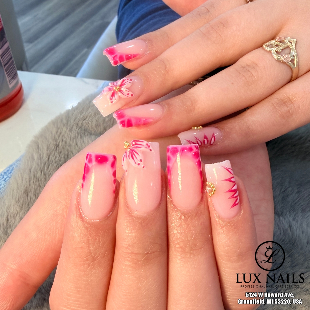 Lux Nails